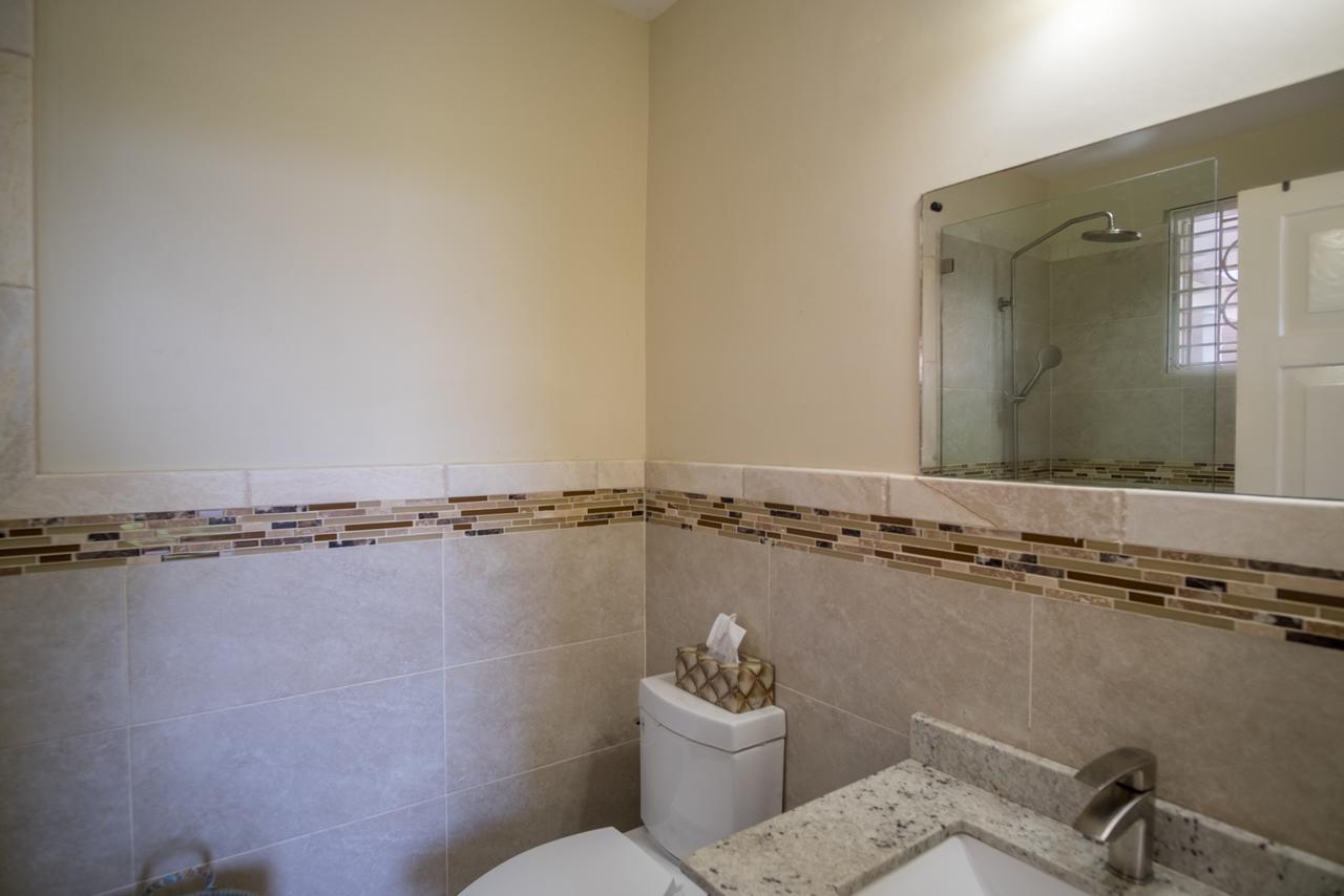 Sunspot Villa Runaway Bay Extérieur photo