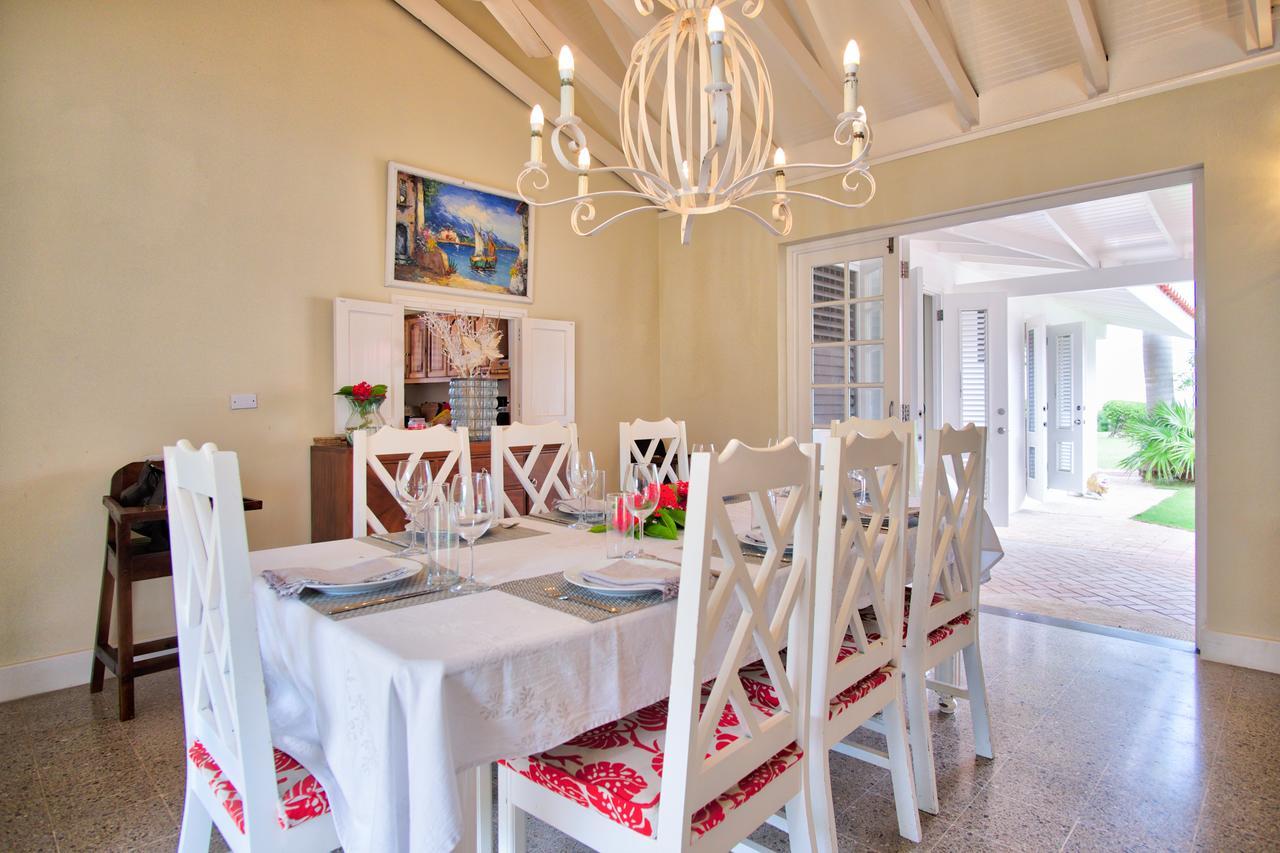 Sunspot Villa Runaway Bay Extérieur photo