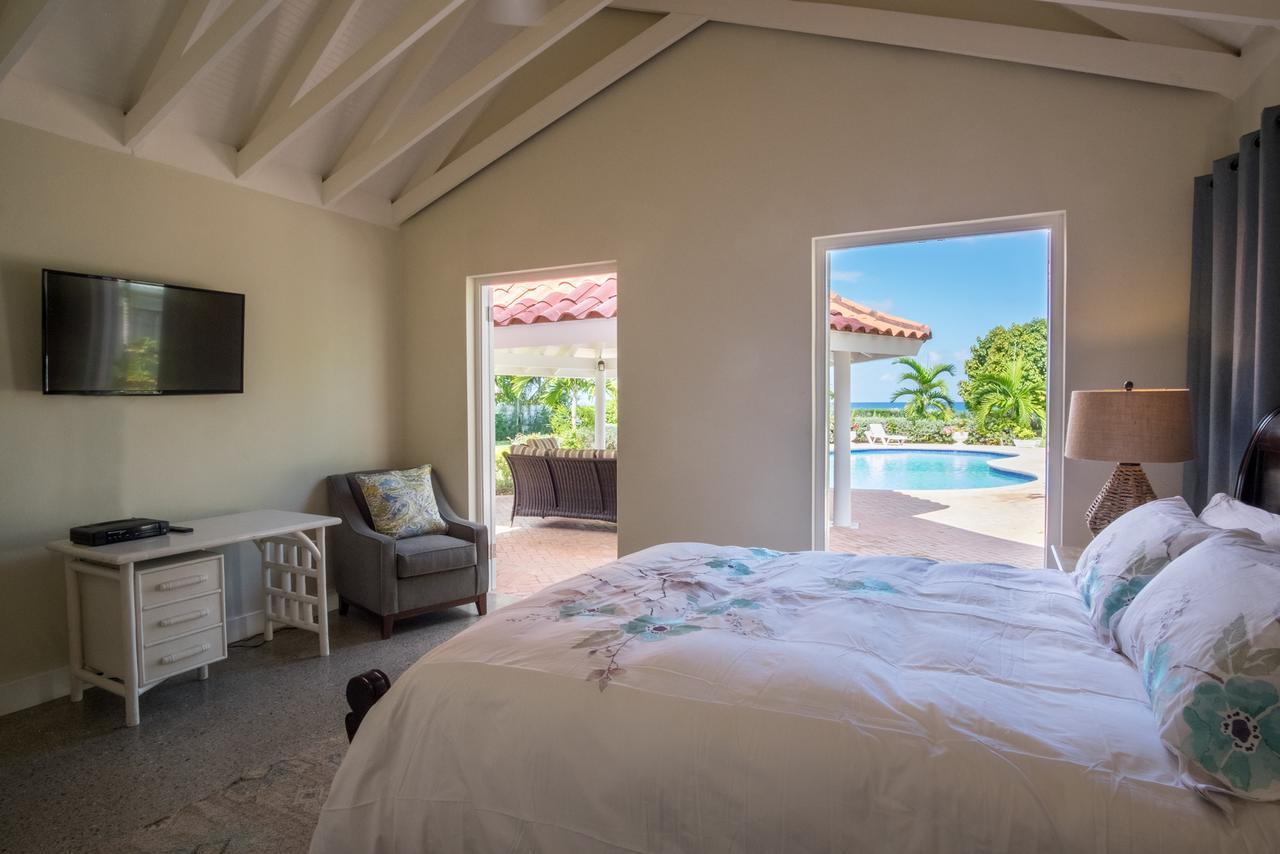 Sunspot Villa Runaway Bay Extérieur photo