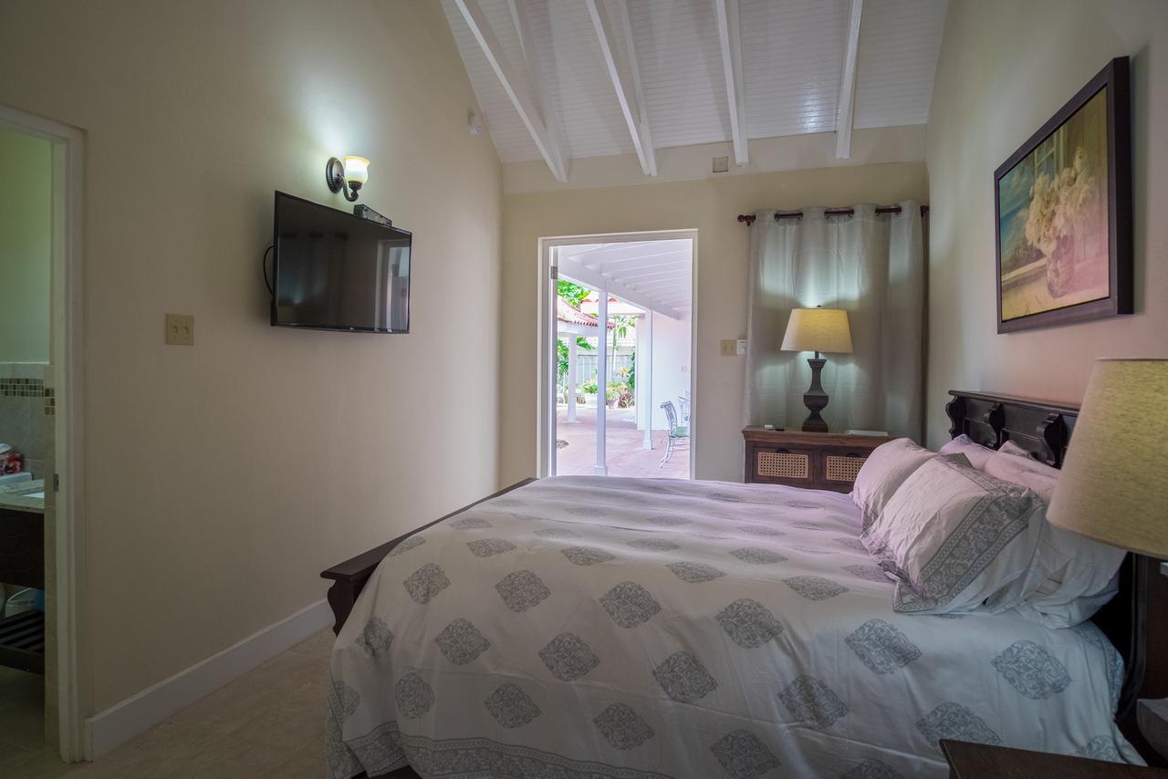 Sunspot Villa Runaway Bay Extérieur photo