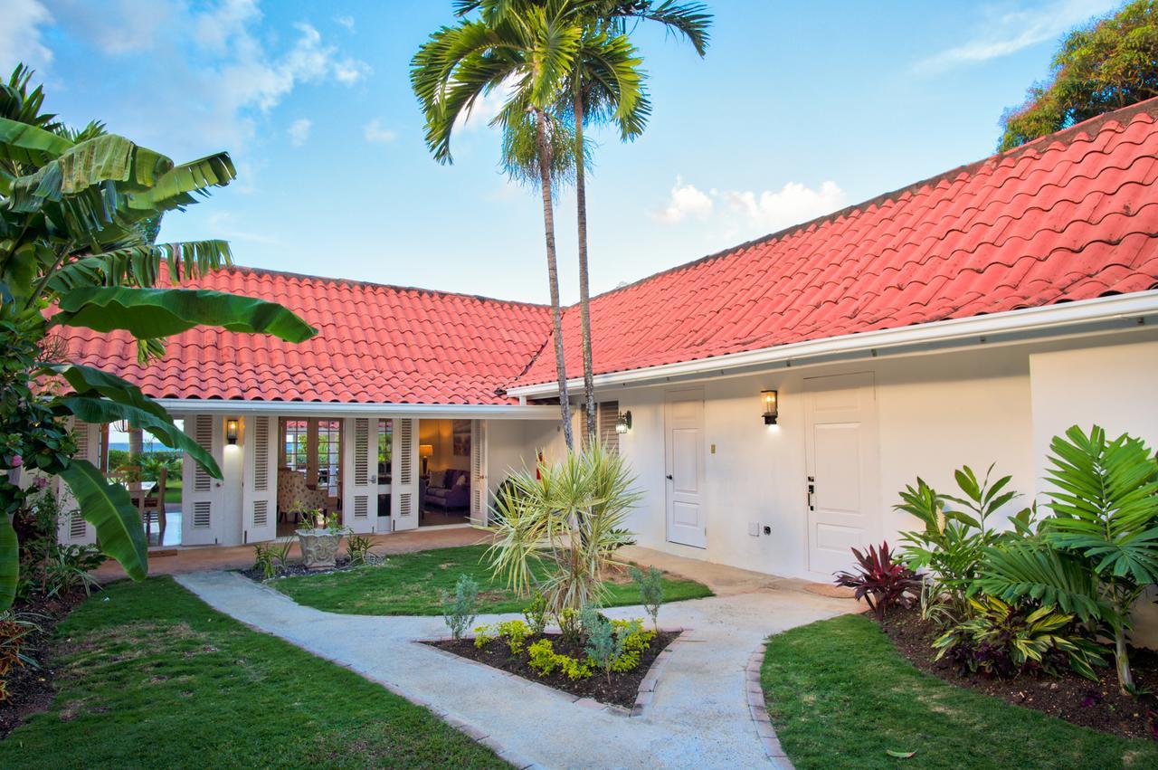 Sunspot Villa Runaway Bay Extérieur photo