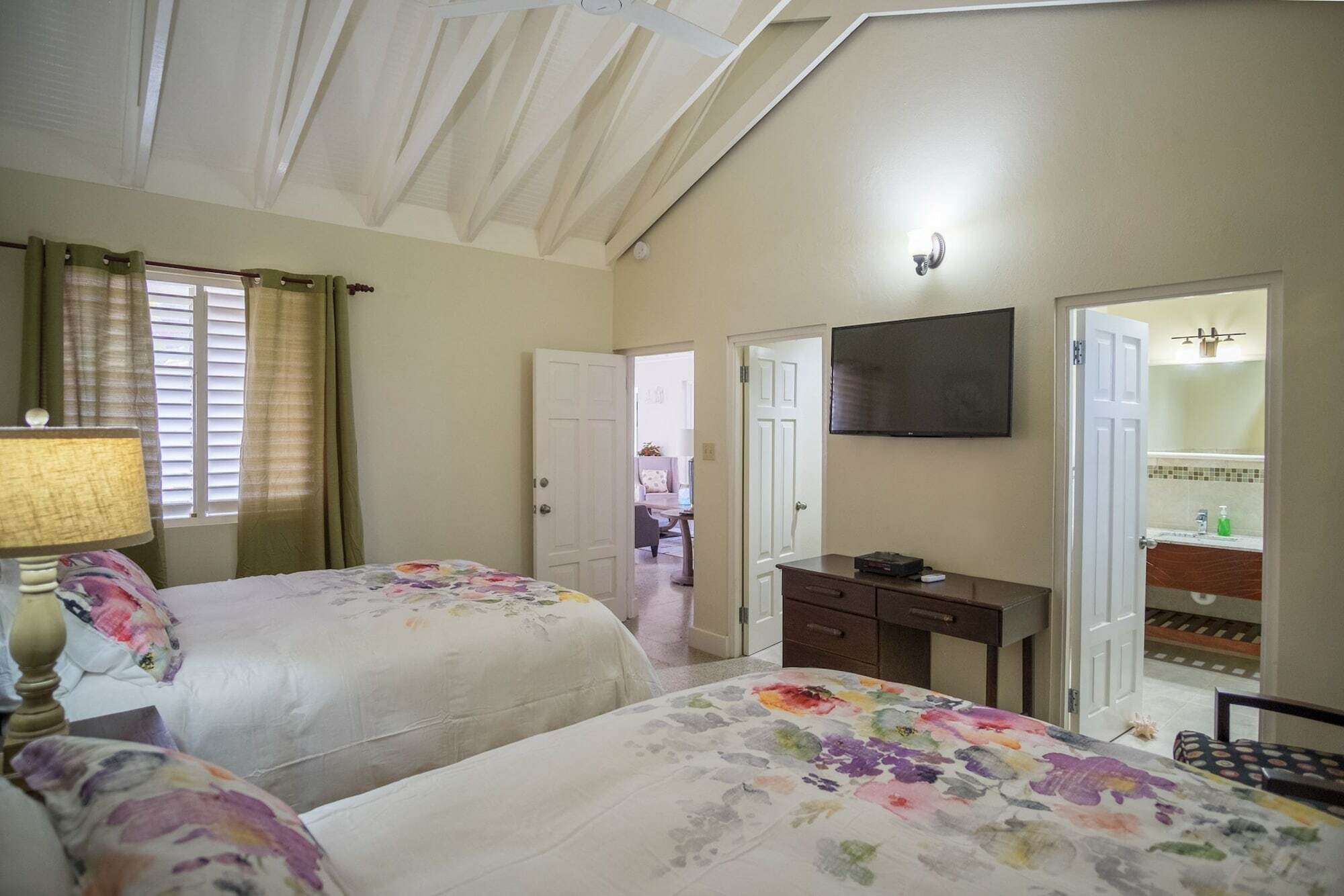 Sunspot Villa Runaway Bay Extérieur photo